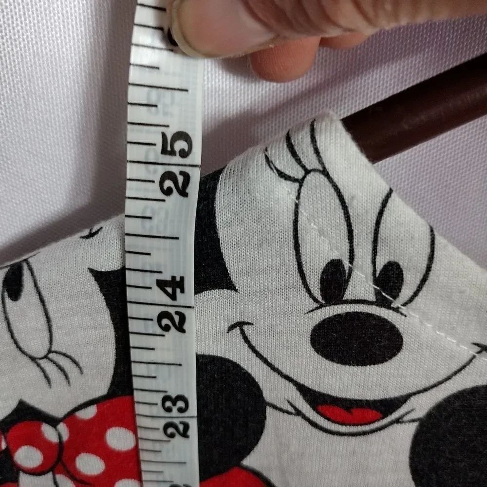Disney tee  - Picture 5 of 5